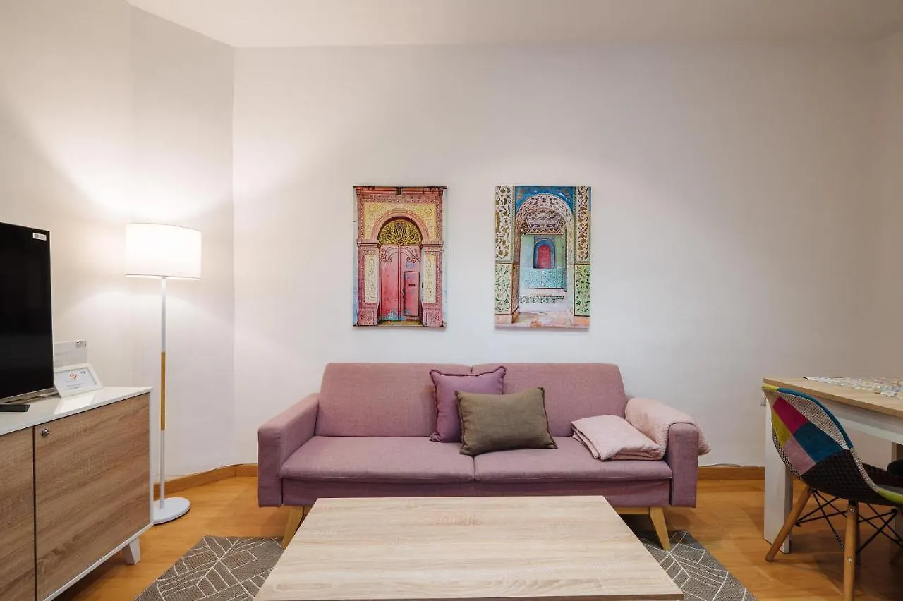Apartamento Exclusivo Junto A La Catedral De Sevilla 0*, Seville