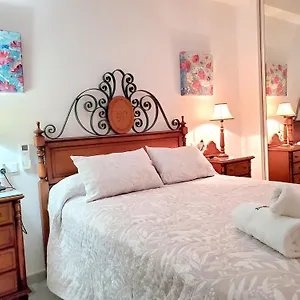 https://fuentes-de-nerja.hotelsinnerja.org